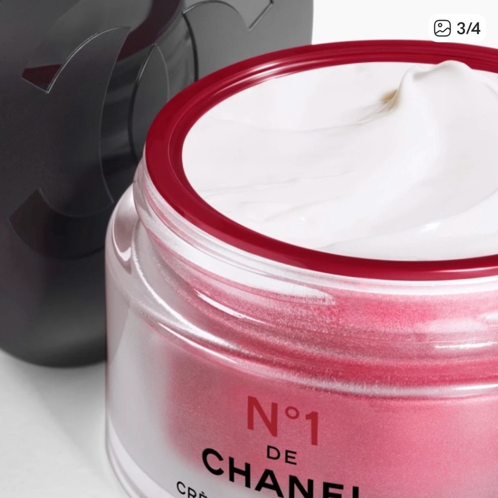 CHANEL Pink Camellia Revitalizing Cream - Picture 3 of 4